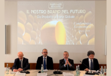 Parmigiano Reggiano: quota export al 50,5% nel 2025, dazi Usa nodo critico per il prossimo anno